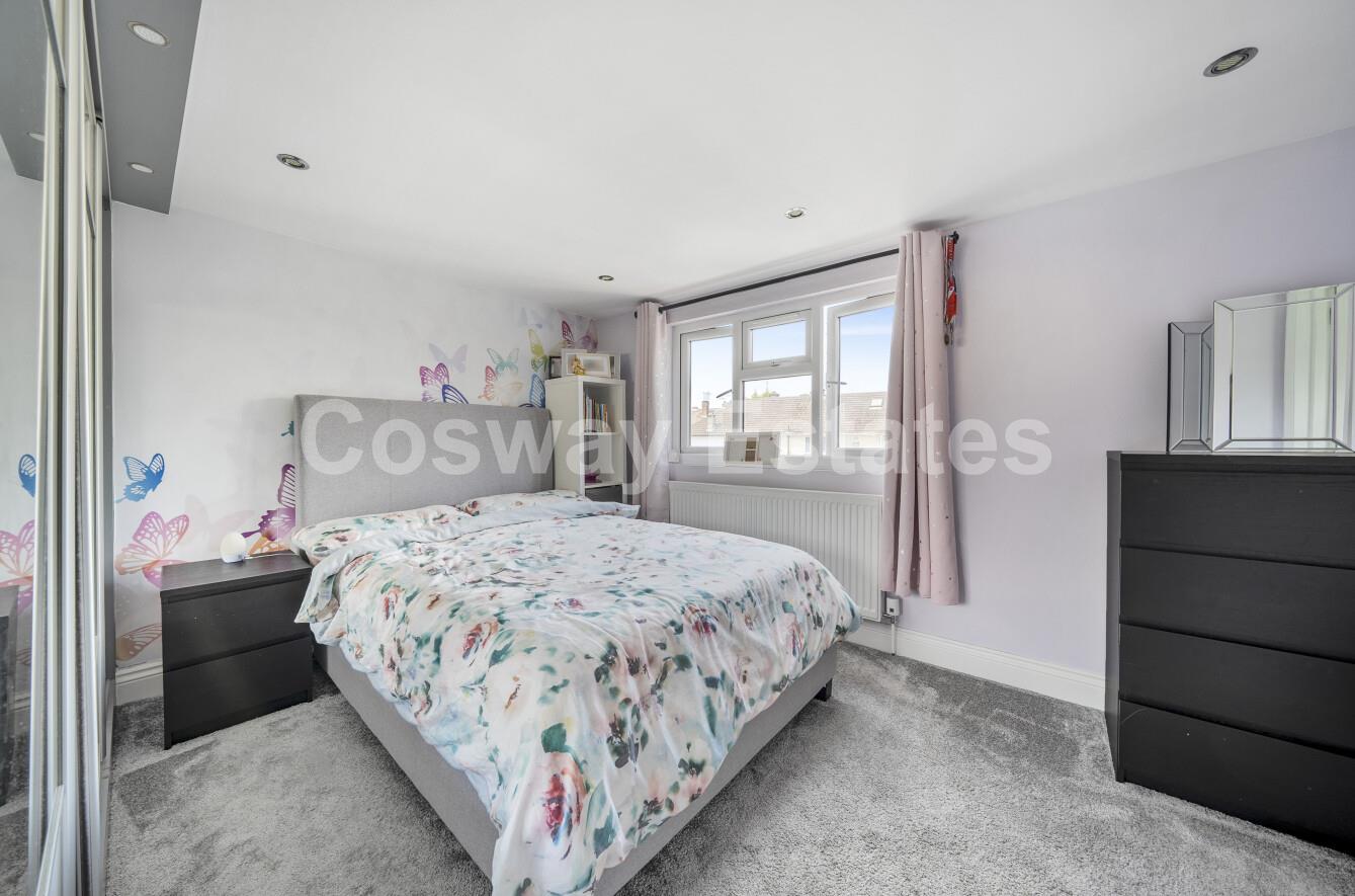 Fairmead Crescent, Edgware